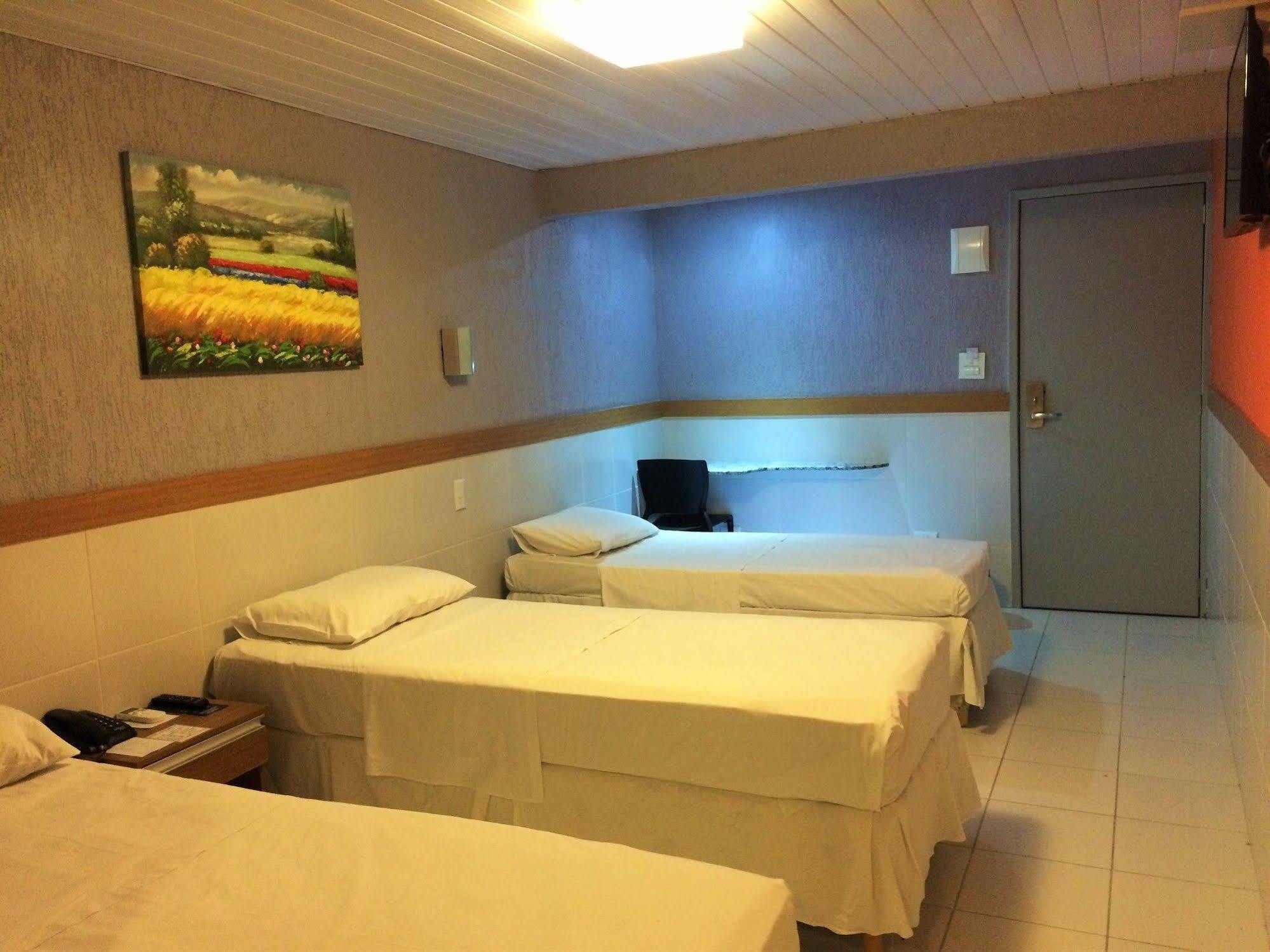 Hotel Inter 2*